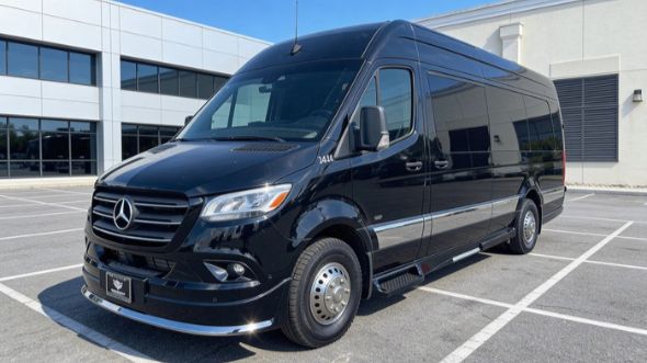10 passenger sprinter van fremont